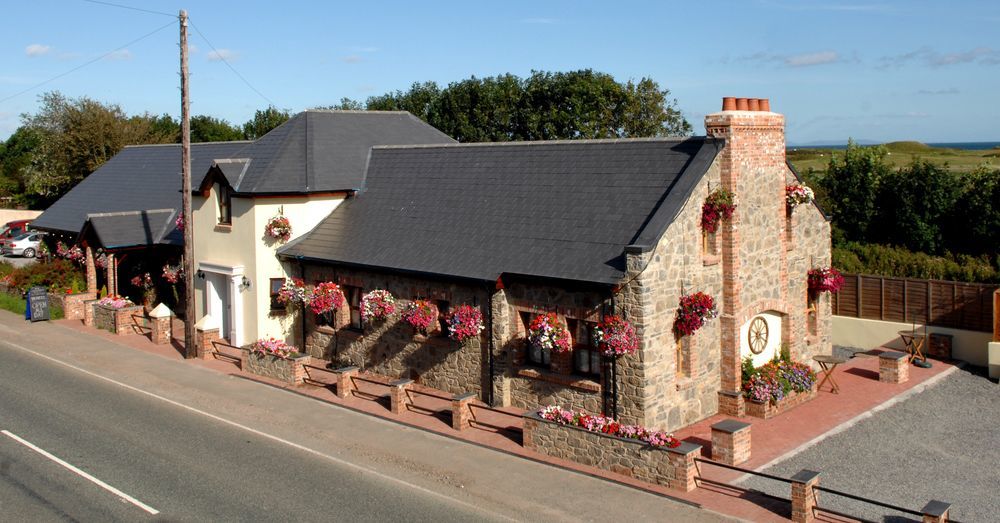 New Overlander Inn Tenby Exterior foto